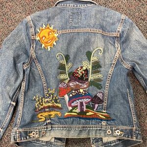 Lucky brand distressed embroidered jean jacket Mushroom Butterfly Y2k